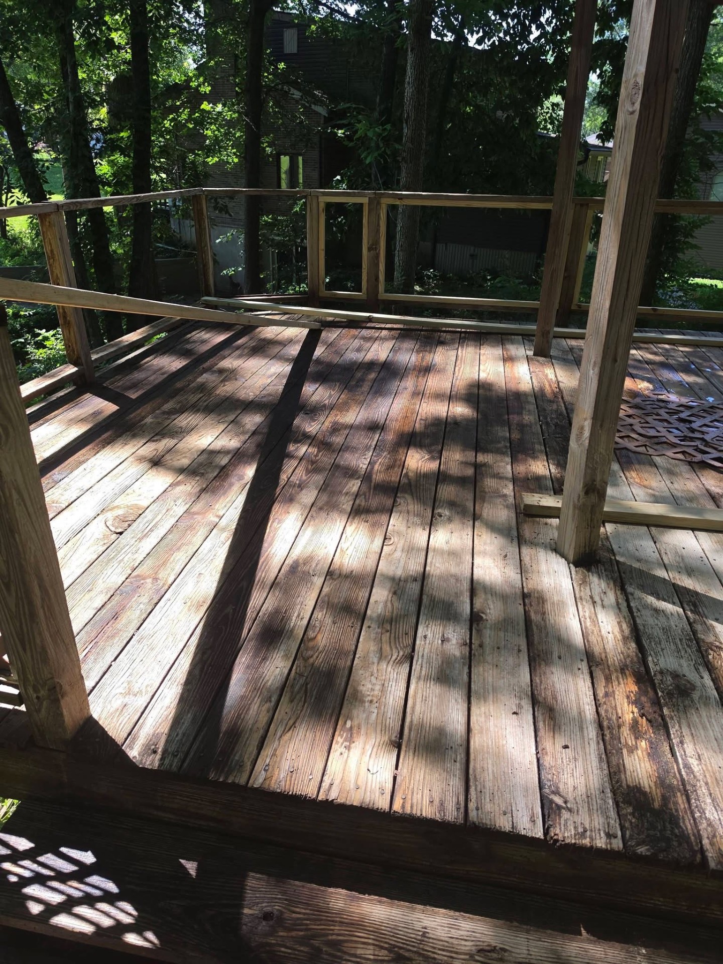 Deck Repair & Staining